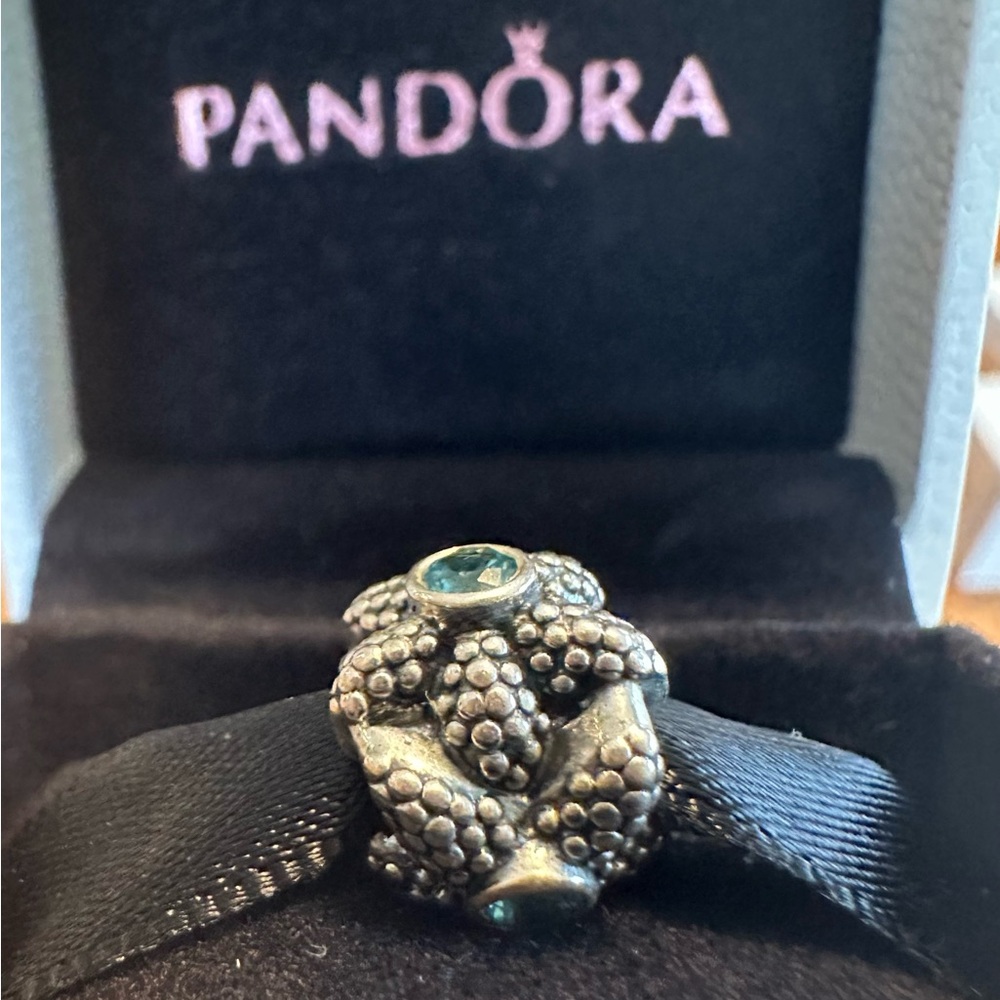 Pandora Starfish charm with teal Gem
